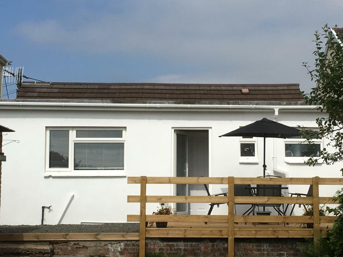 Villa Cwtch Y Coetir à Swansea Extérieur photo